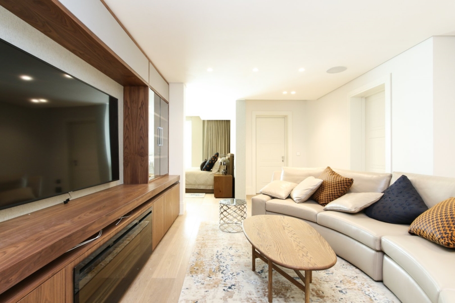 To Let 3 Bedroom Property for Rent in Bantry Bay Western Cape